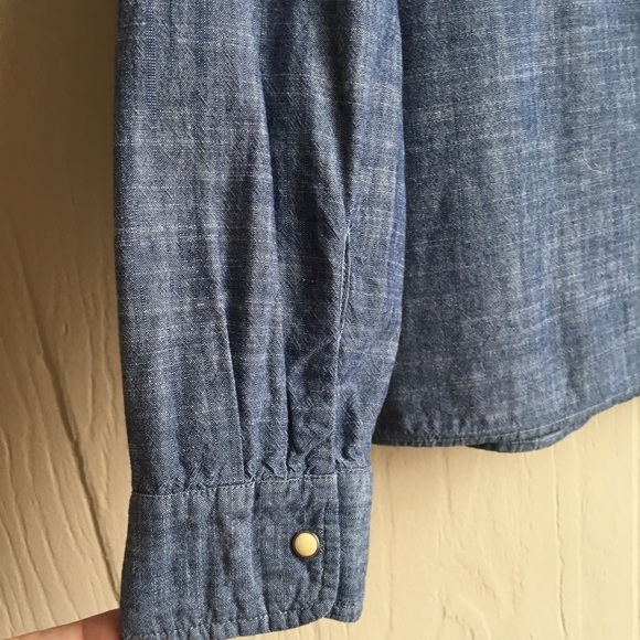 Zara Woman Two-Tone Chambray Button Down Shirt - Picture 5 of 8